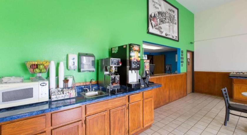 Hotel Super 8 By Wyndham Wayne Esterno foto